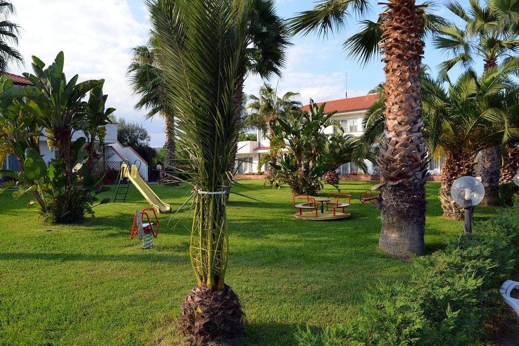 King'S House Hotel Resort Mascali Luaran gambar